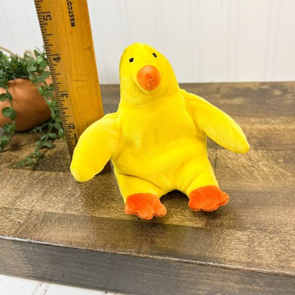 The Manhattan Toy Company 1996 5 in. Yellow Duck Bean Vintage Plushie RARE - Picture 9 of 10